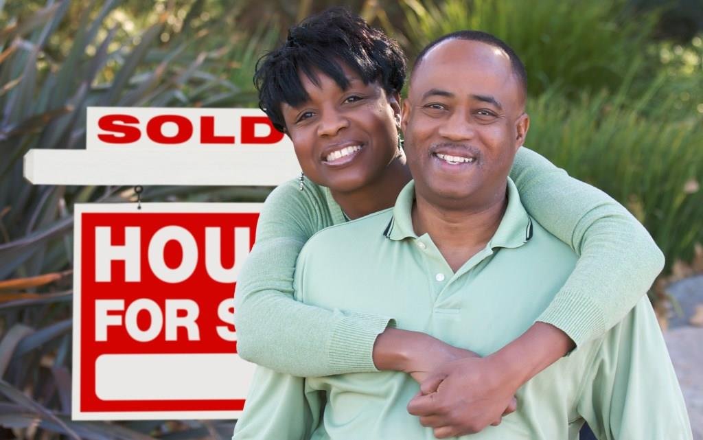 Happy couple used our Stress-Free Home Selling