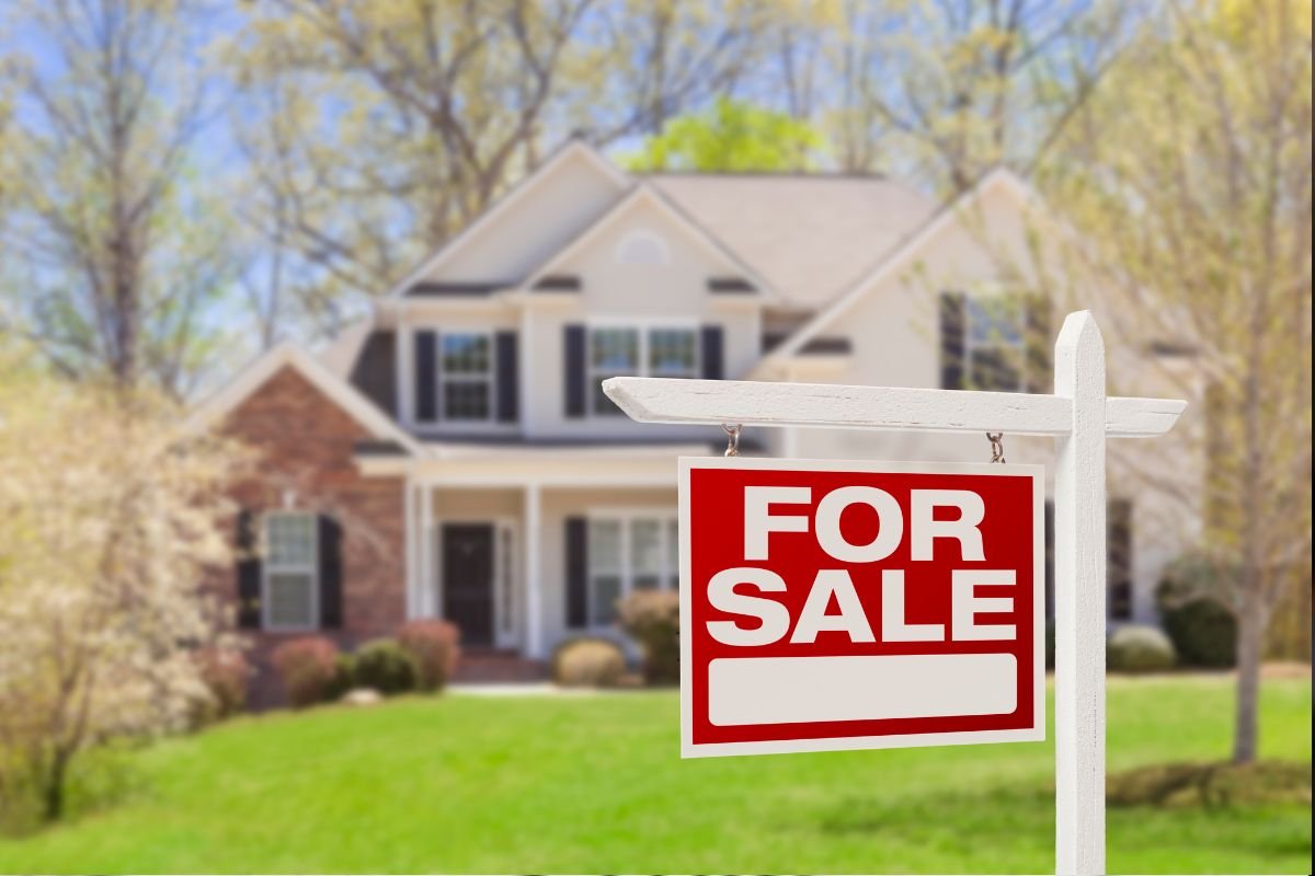 10 Tips for Stress-Free Home Selling in 2024