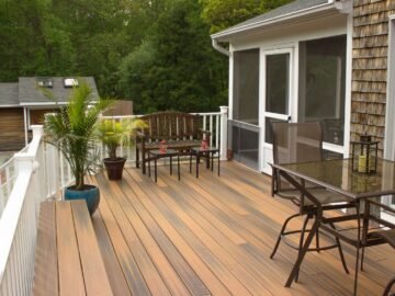 Maximizing Curb Appeal: How a New Deck Can Help Sell Your Home Faster